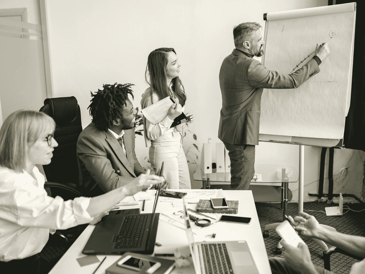 Sessione di formazione manageriale con la prima linea